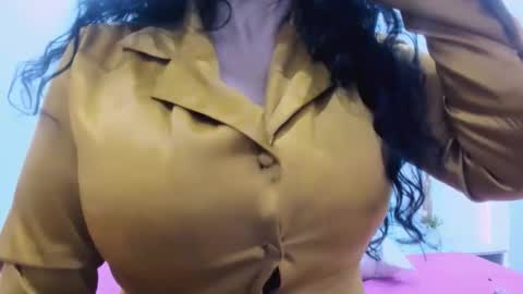 Snapshot of 00valeriasexxx chatting on April 2026 07:23:01 PM Valeria online show from April 2026 07:23:01 PM