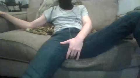 Snapshot of 029719 chatting on October 2025 10:51:02 PM Cute boi online show from October 2025 10:51:02 PM