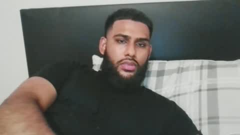 0beyme online show from November 2025 02:46:02 AM