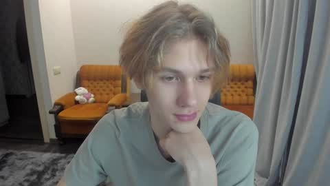 Snapshot of 0verlandd chatting on December 2024 01:38:02 PM Adam online show from December 2024 01:38:02 PM