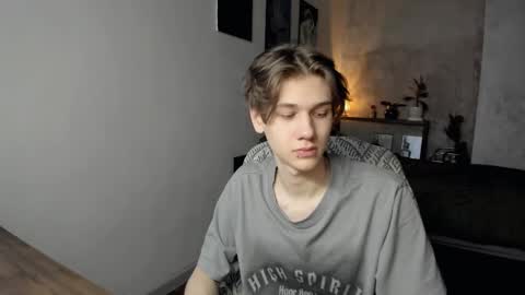 Adam online show from December 2025 09:07:01 AM