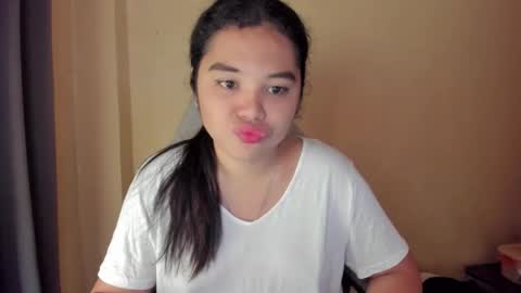 0wwlo0k online show from February 2026 05:22:02 AM