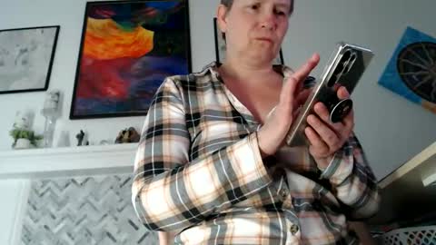 Aurora Willows online show from June 2026 12:32:02 AM