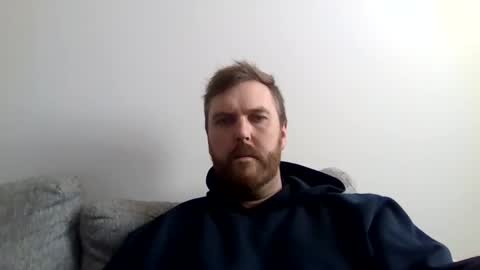 123holt123 online show from April 2026 09:28:01 PM