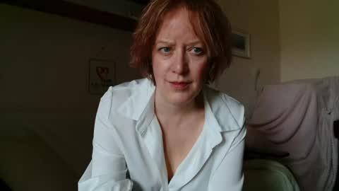 12ennie online show from April 2026 07:36:01 AM