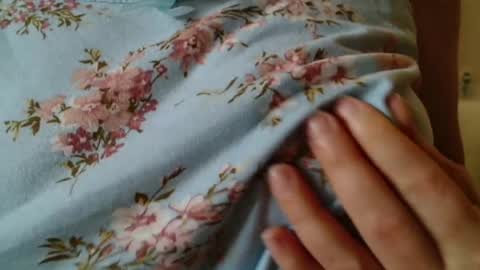 12ennie online show from May 2026 06:09:02 AM