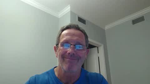 Snapshot of 13glanmorfa chatting on April 2026 01:42:02 AM 13glanmorfa online show from April 2026 01:42:02 AM