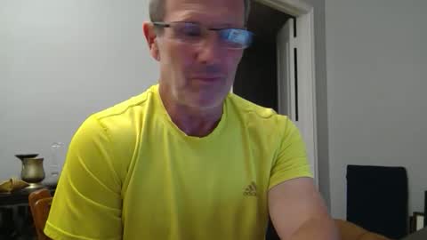 Snapshot of 13glanmorfa chatting on May 2026 04:19:01 AM 13glanmorfa online show from May 2026 04:19:01 AM