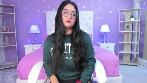 Scarlette  online show from November 2025 03:18:02 AM