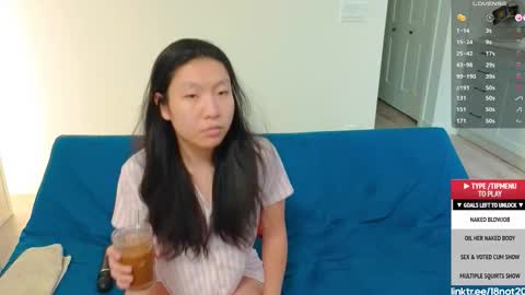 Tong  Ralph online show from November 2025 12:54:01 AM