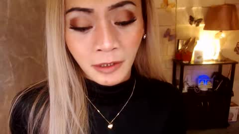 angel online show from November 2025 07:03:03 PM