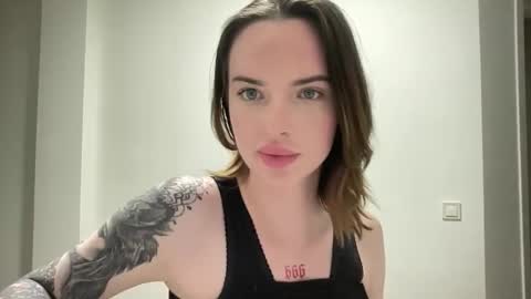 DOVE online show from September 2025 07:13:01 PM