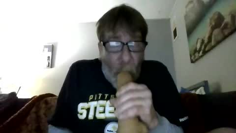 1hunglo101 online show from December 2025 01:21:02 AM