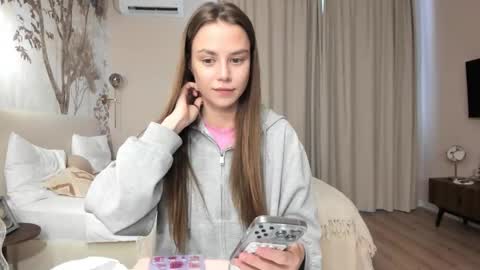 Snapshot of 1i1ypa1mer chatting on October 2025 11:41:02 AM Lily 3 online show from October 2025 11:41:02 AM