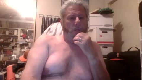 Snapshot of 1milkman2000 chatting on June 2026 06:37:02 AM milkman online show from June 2026 06:37:02 AM