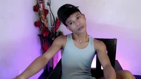 1sweetloverxx online show from March 2026 12:22:01 PM