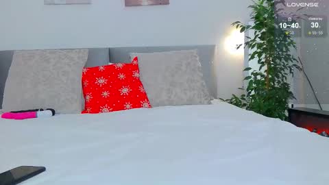 Victoria online show from December 2025 02:12:02 PM