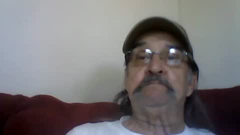 Snapshot of 1valentine chatting on October 2025 06:59:01 PM 1valentine online show from October 2025 06:59:01 PM
