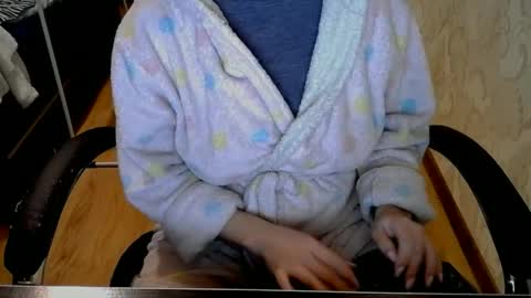 Snapshot of 1your_hot_girls chatting on December 2024 05:37:02 PM 1your_hot_girls online show from December 2024 05:37:02 PM