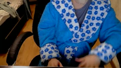 Snapshot of 1your_hot_girls chatting on February 2025 06:44:01 PM 1your_hot_girls online show from February 2025 06:44:01 PM