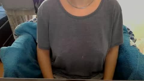 Snapshot of 1your_hot_girls chatting on February 2025 10:37:02 AM 1your_hot_girls online show from February 2025 10:37:02 AM