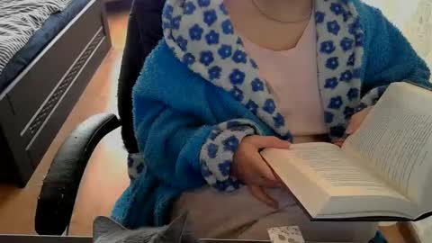 Snapshot of 1your_hot_girls chatting on March 2025 10:37:01 AM 1your_hot_girls online show from March 2025 10:37:01 AM