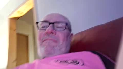 Snapshot of 211scudder chatting on October 2025 05:50:02 PM 211skoosh online show from October 2025 05:50:02 PM