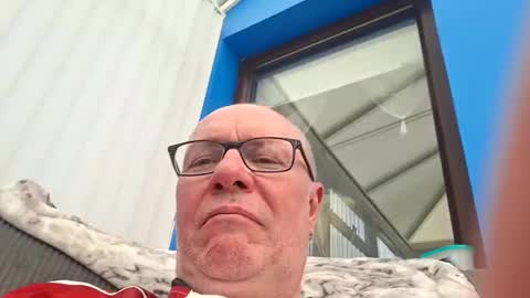 211skoosh online show from April 2026 02:04:01 PM