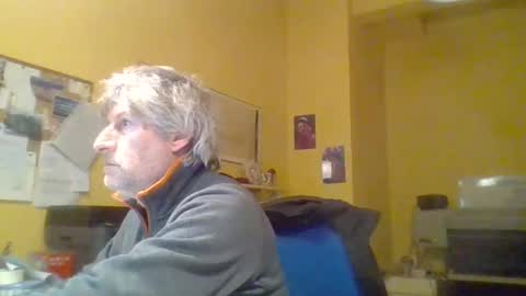 22esserre online show from January 2025 04:39:01 PM