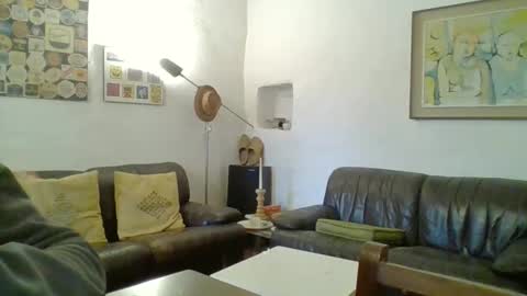 22esserre online show from January 2025 11:45:02 AM