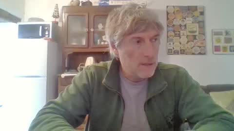 22esserre online show from October 2025 11:42:01 AM