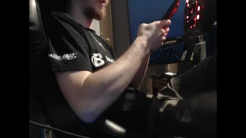 Snapshot of 2big2hype chatting on May 2026 03:29:01 PM cheif online show from May 2026 03:29:01 PM