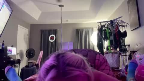 Snapshot of 2for5uncut chatting on October 2025 01:34:01 PM RR UnCut online show from October 2025 01:34:01 PM