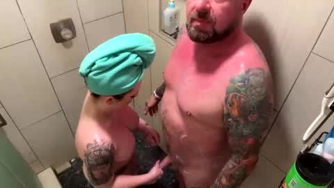 Zak and Raegan online show from September 2025 02:35:01 AM