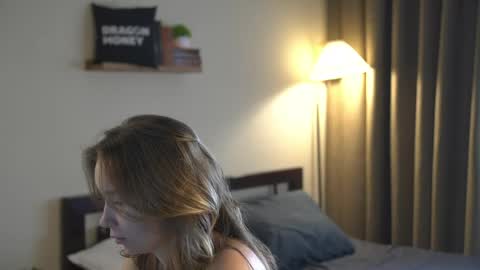 Elley  online show from April 2026 06:14:02 AM