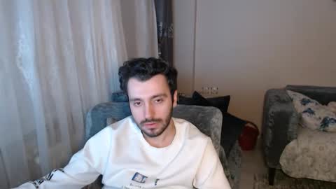 Snapshot of 2handsomeman chatting on April 2026 12:34:01 AM Berk online show from April 2026 12:34:01 AM