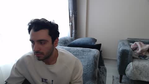 Snapshot of 2handsomeman chatting on April 2026 02:19:01 PM Berk online show from April 2026 02:19:01 PM