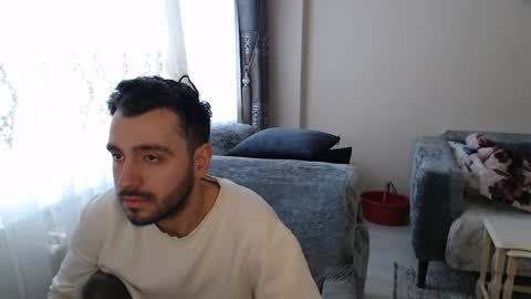 Snapshot of 2handsomeman chatting on May 2026 03:38:02 PM Berk online show from May 2026 03:38:02 PM