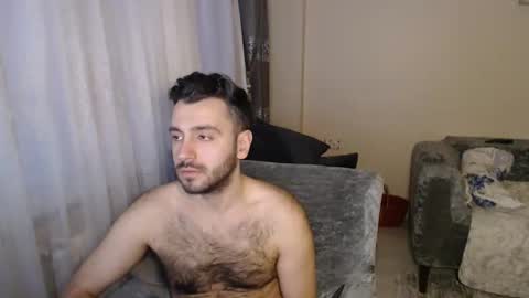 Snapshot of 2handsomeman chatting on May 2026 05:19:01 PM Berk online show from May 2026 05:19:01 PM