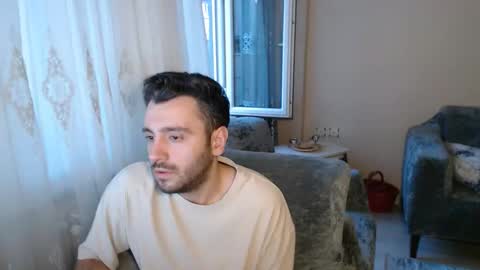 Snapshot of 2handsomeman chatting on May 2026 12:29:02 AM Berk online show from May 2026 12:29:02 AM