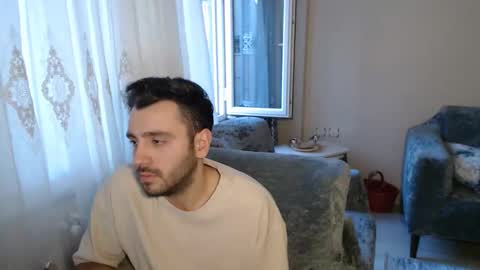 Snapshot of 2handsomeman chatting on May 2026 12:40:02 AM Berk online show from May 2026 12:40:02 AM