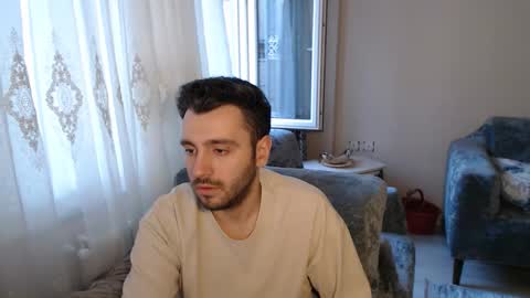 Snapshot of 2handsomeman chatting on May 2026 01:02:04 AM Berk online show from May 2026 01:02:04 AM