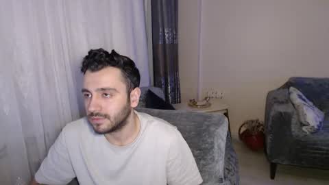 Snapshot of 2handsomeman chatting on May 2026 11:00:01 PM Berk online show from May 2026 11:00:01 PM
