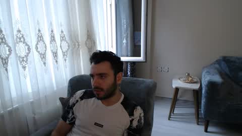 Snapshot of 2handsomeman chatting on May 2026 04:28:02 AM Berk online show from May 2026 04:28:02 AM