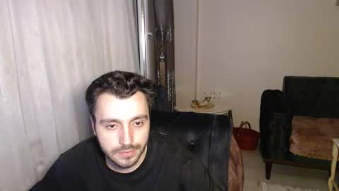 Snapshot of 2handsomeman chatting on June 2026 03:19:02 AM Berk online show from June 2026 03:19:02 AM