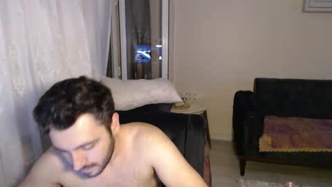 Snapshot of 2handsomeman chatting on June 2026 09:21:02 PM Berk online show from June 2026 09:21:02 PM