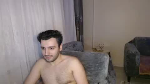 Snapshot of 2handsomeman chatting on June 2026 10:19:02 PM Berk online show from June 2026 10:19:02 PM