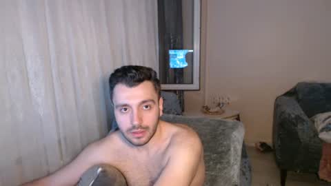 Snapshot of 2handsomeman chatting on June 2026 09:50:02 PM Berk online show from June 2026 09:50:02 PM