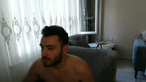 Snapshot of 2handsomeman chatting on June 2026 04:11:02 AM Berk online show from June 2026 04:11:02 AM