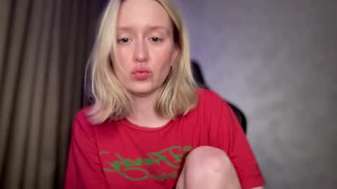 Snapshot of 2kepler22b chatting on January 2025 08:57:02 PM  . online show from January 2025 08:57:02 PM